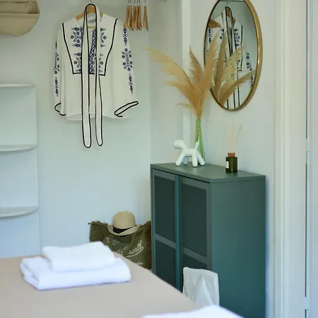 Greekowl 스키아토스 타운