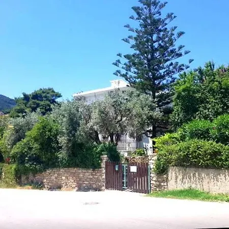 Greekowl 스키아토스 타운